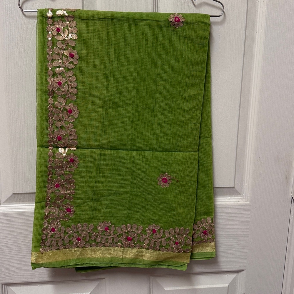 Elegant Green Net party wear zari border Saree with Unstiched blouse piece #827